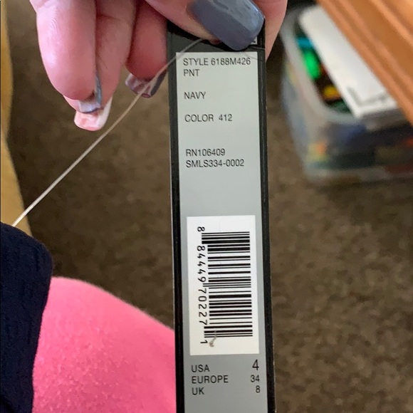 Tahari Arthur S Levine pants size 4 - Picture 5 of 5